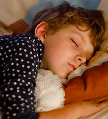Énurésie de l'enfant : le pipi au lit, un trouble aux causes multiples